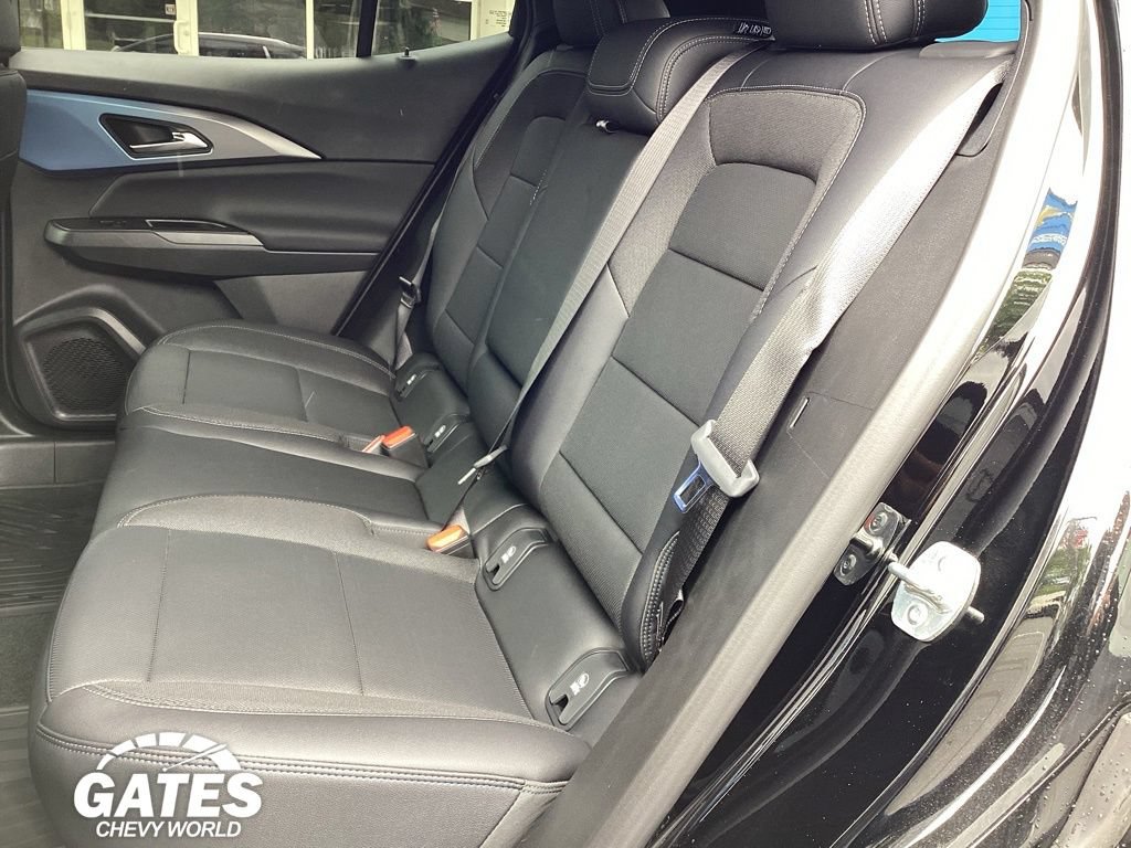 2025 Chevrolet Equinox EV LT - Photo 6