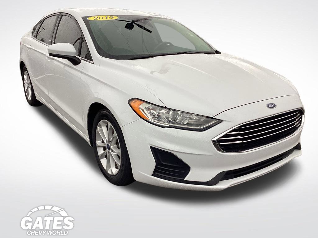 Used 2019 Ford Fusion SE Sedan