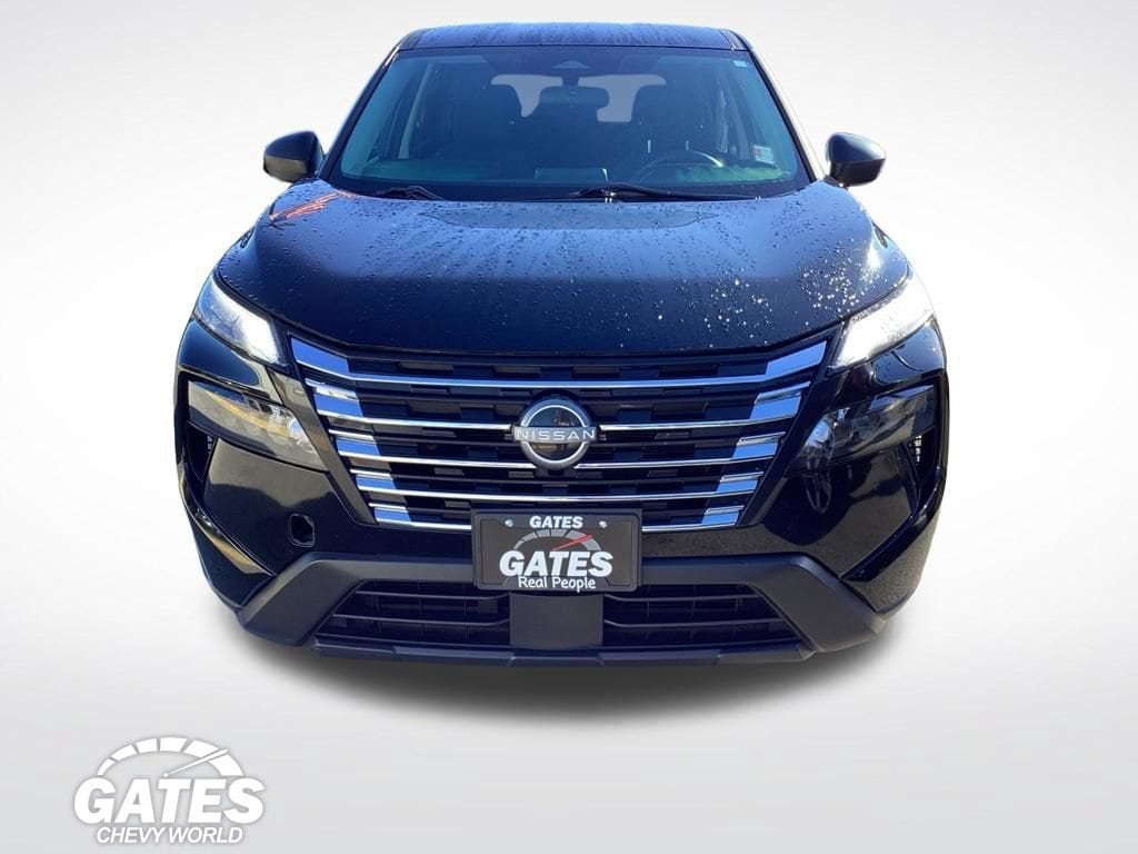 Used 2024 Nissan Rogue S SUV
