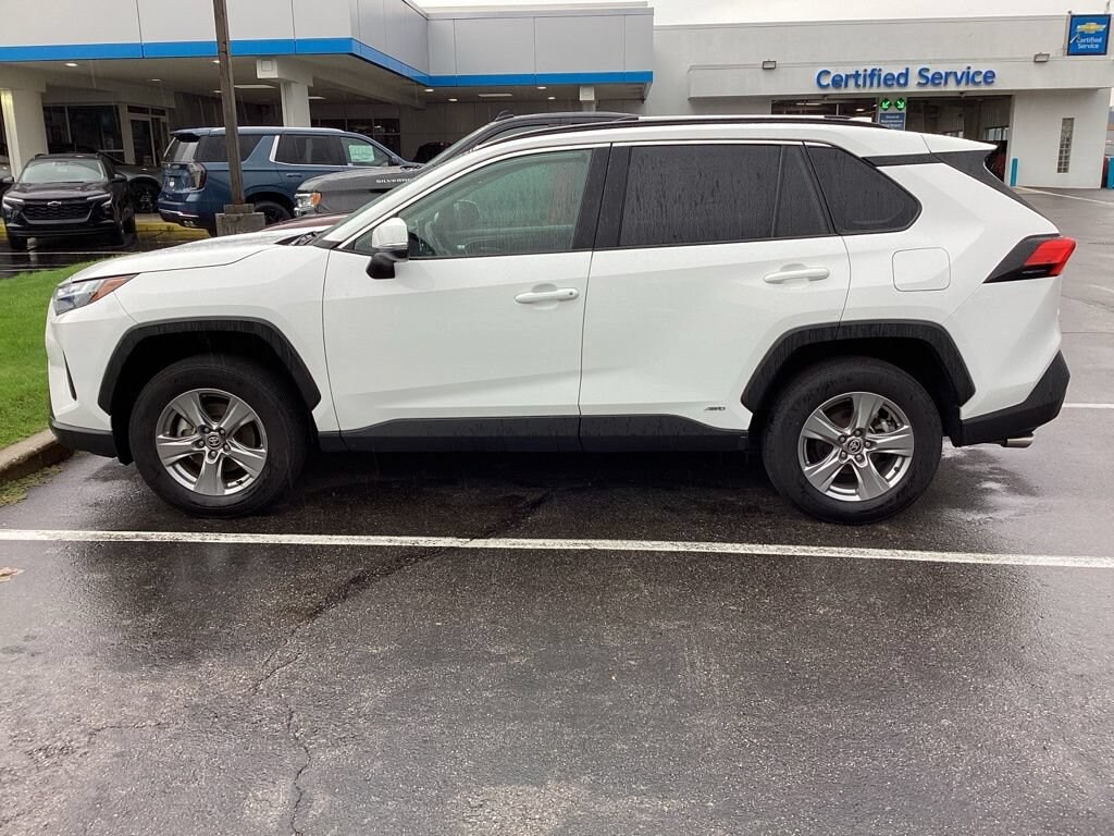 Used 2025 Toyota RAV4 Hybrid XLE SUV
