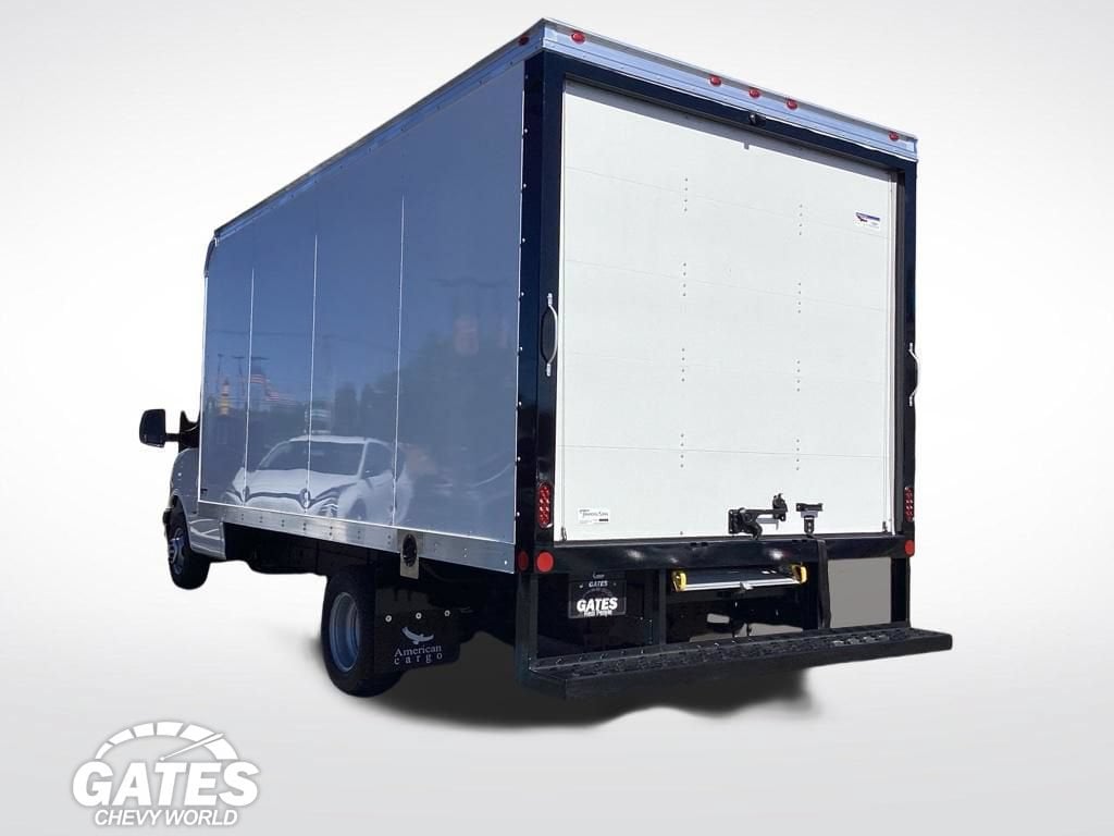 New 2026 Chevrolet Express Cutaway 3500 1WT Cutaway Van