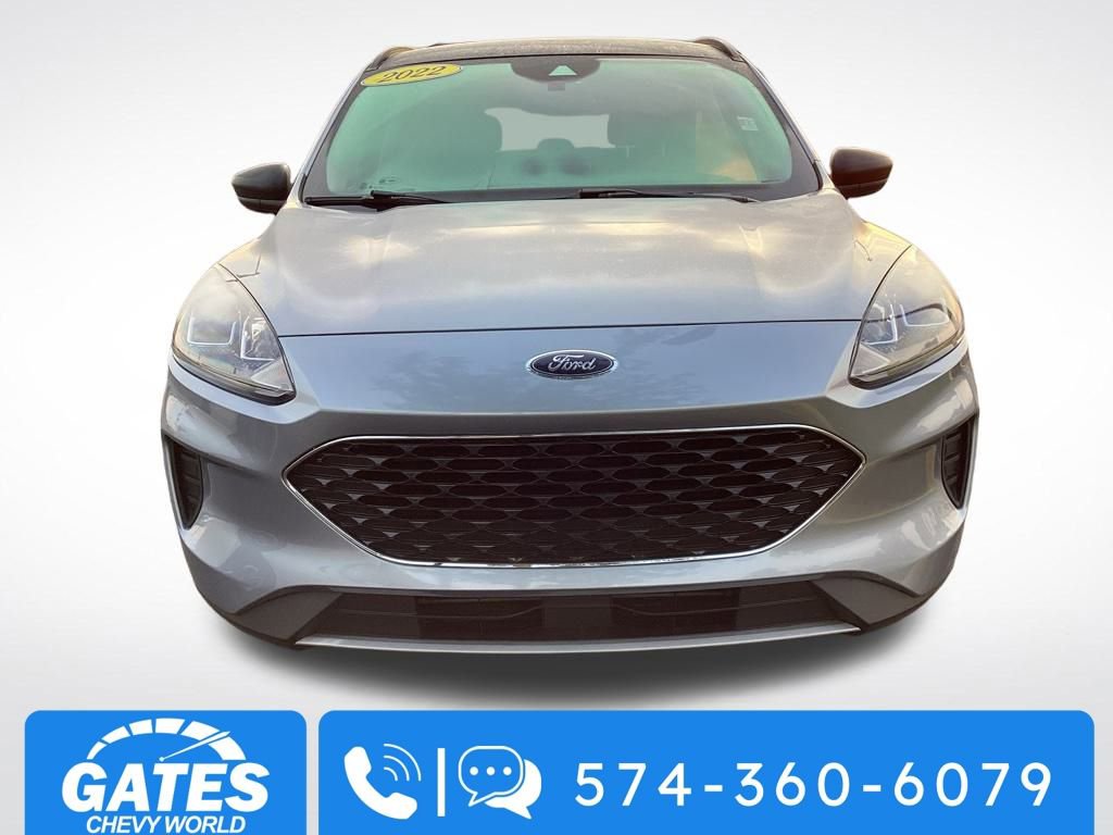 2022 Ford Escape SE photo 2