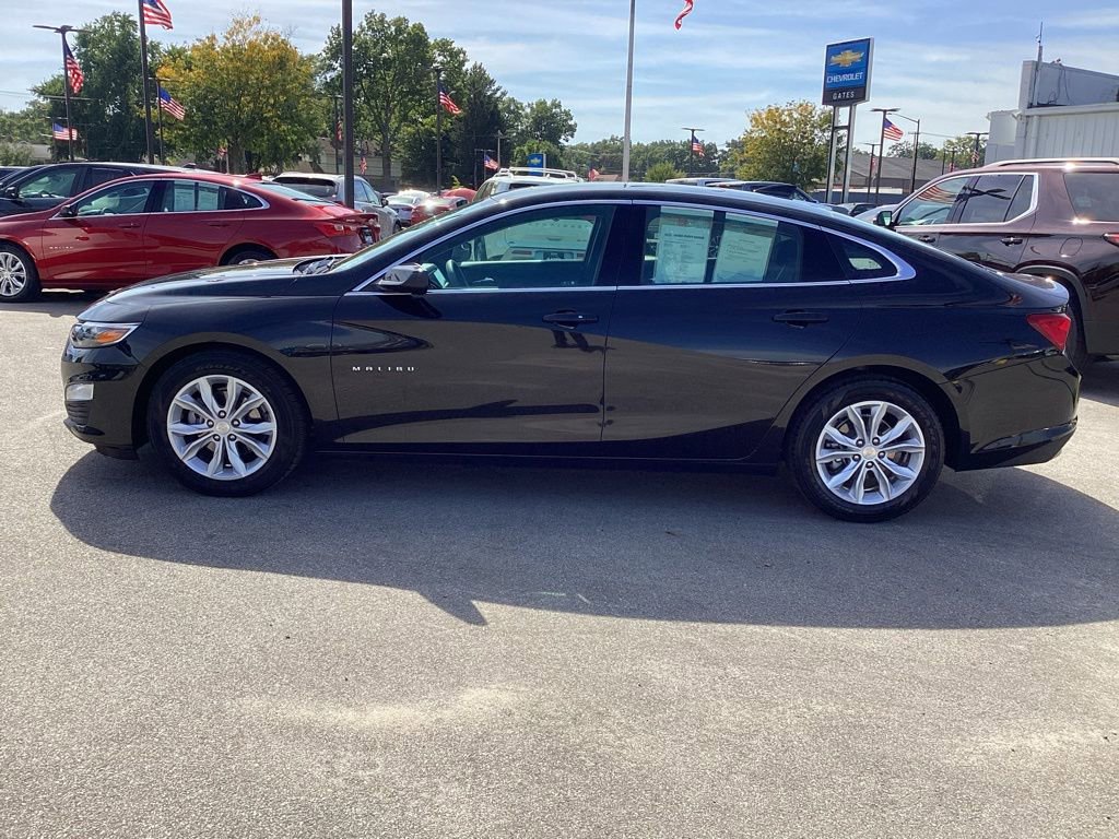2024 Chevrolet Malibu 1LT photo 3