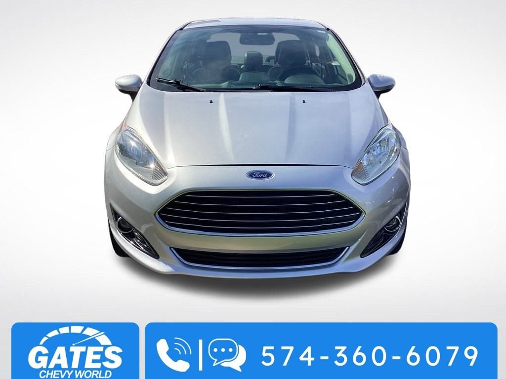 2014 Ford Fiesta Titanium photo 2