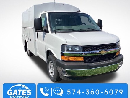 2025 Chevrolet Express Cutaway 3500 1WT Cutaway Van