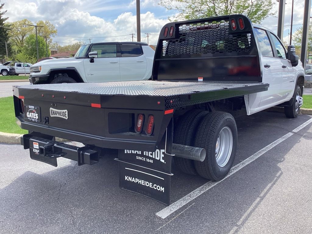 2025 Chevrolet Silverado 3500HD Work Truck photo 4