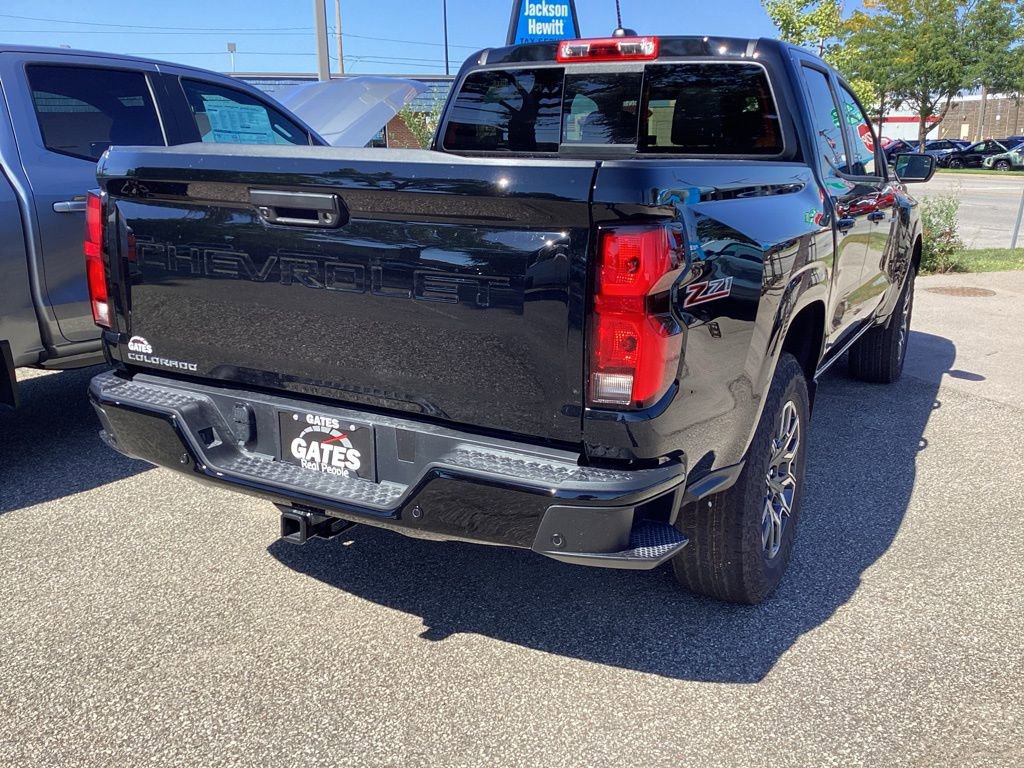 2026 Chevrolet Colorado Z71 photo 3