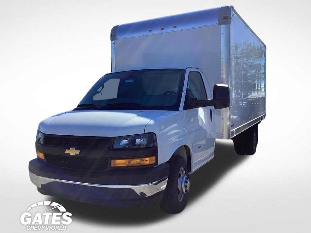 New 2026 Chevrolet Express Cutaway 3500 1WT Cutaway Van