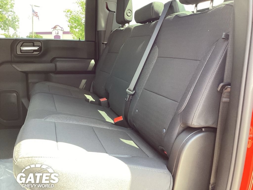 2026 Chevrolet Silverado 2500 HD Custom - Photo 6