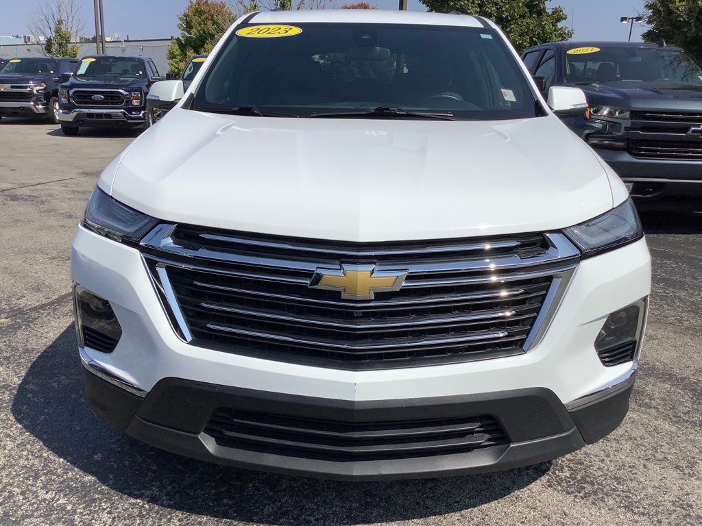 Used 2023 Chevrolet Traverse 1LT with VIN 1GNERGKW3PJ129982 for sale in Mishawaka, IN