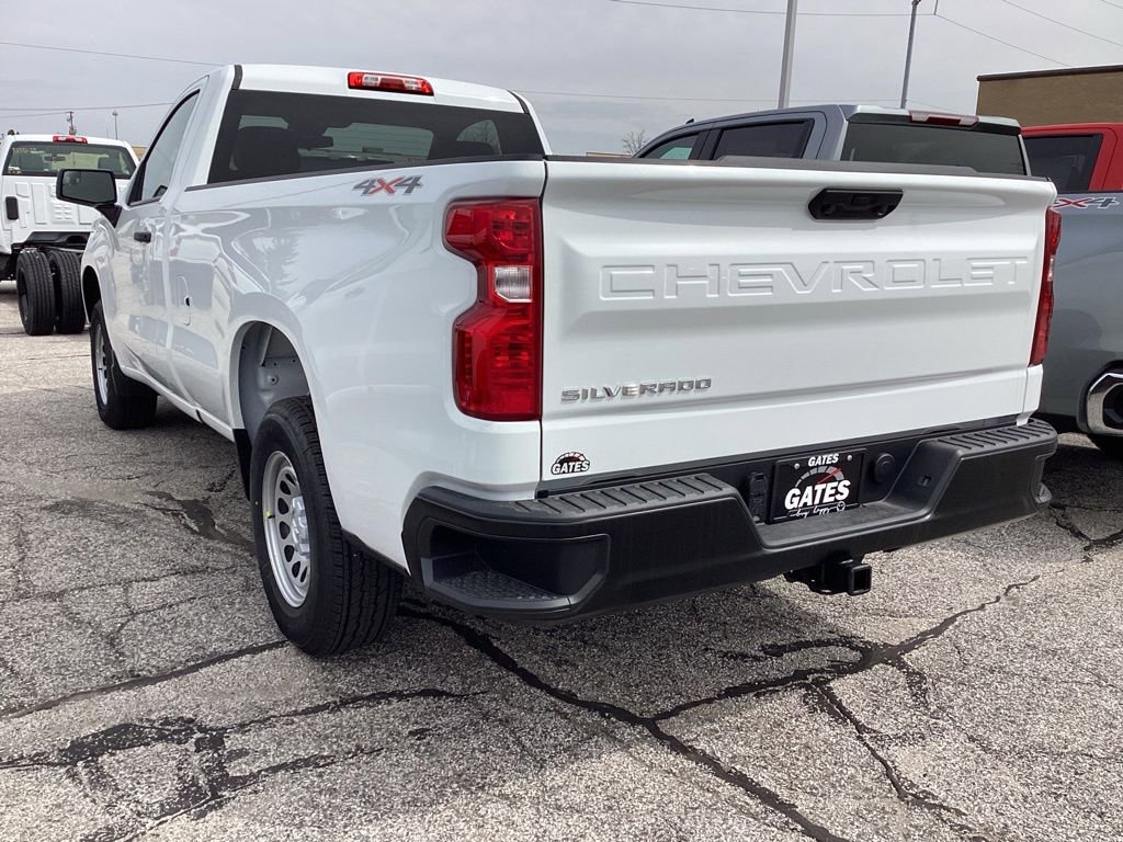 2025 Chevrolet Silverado 1500 photo 3