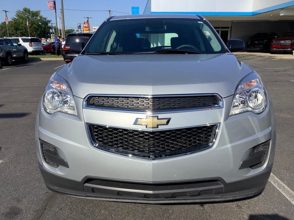 Used 2015 Chevrolet Equinox LS with VIN 1GNALAEK7FZ105206 for sale in Mishawaka, IN