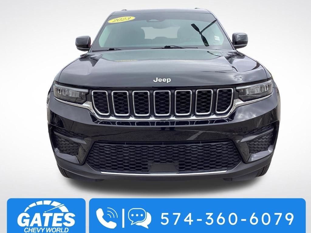 Used 2023 Jeep Grand Cherokee Laredo SUV
