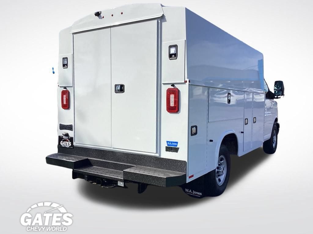 New 2025 Chevrolet Express Cutaway 3500 1WT Cutaway Van