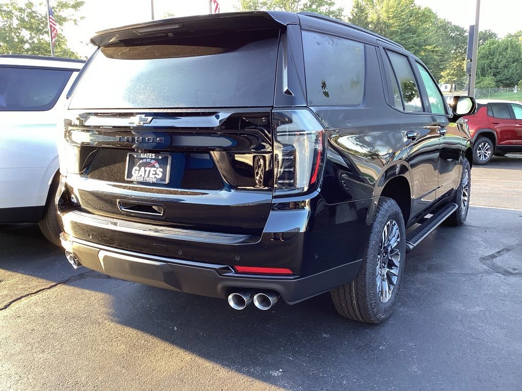 2025 Chevrolet Tahoe Z71 photo 2