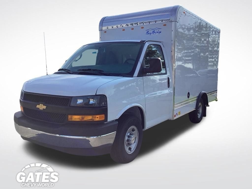 New 2026 Chevrolet Express Cutaway 3500 1WT Cutaway Van