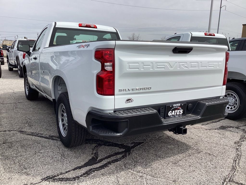 2025 Chevrolet Silverado 1500 photo 3