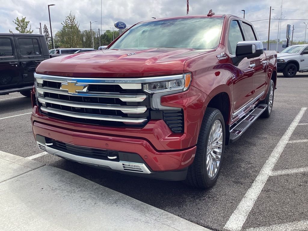 2025 Chevrolet Silverado 1500 High Country photo 2