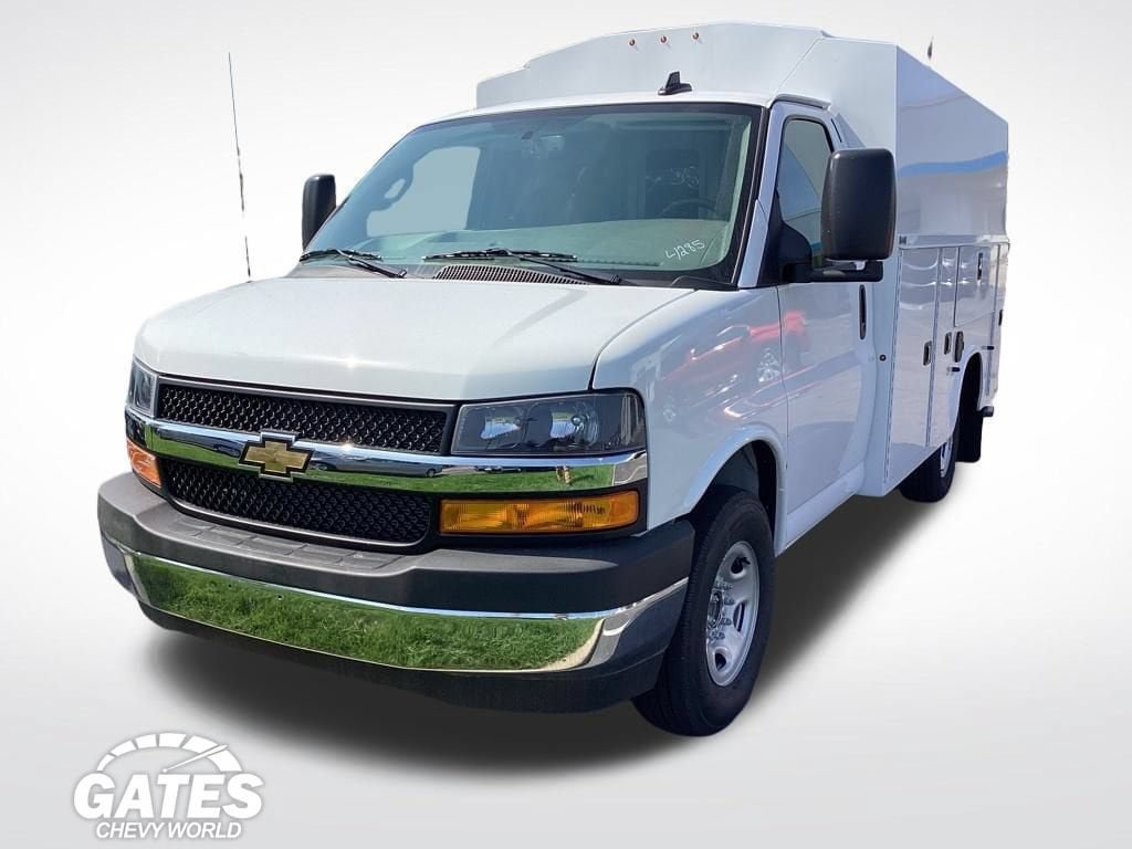New 2025 Chevrolet Express Cutaway 3500 1WT Cutaway Van