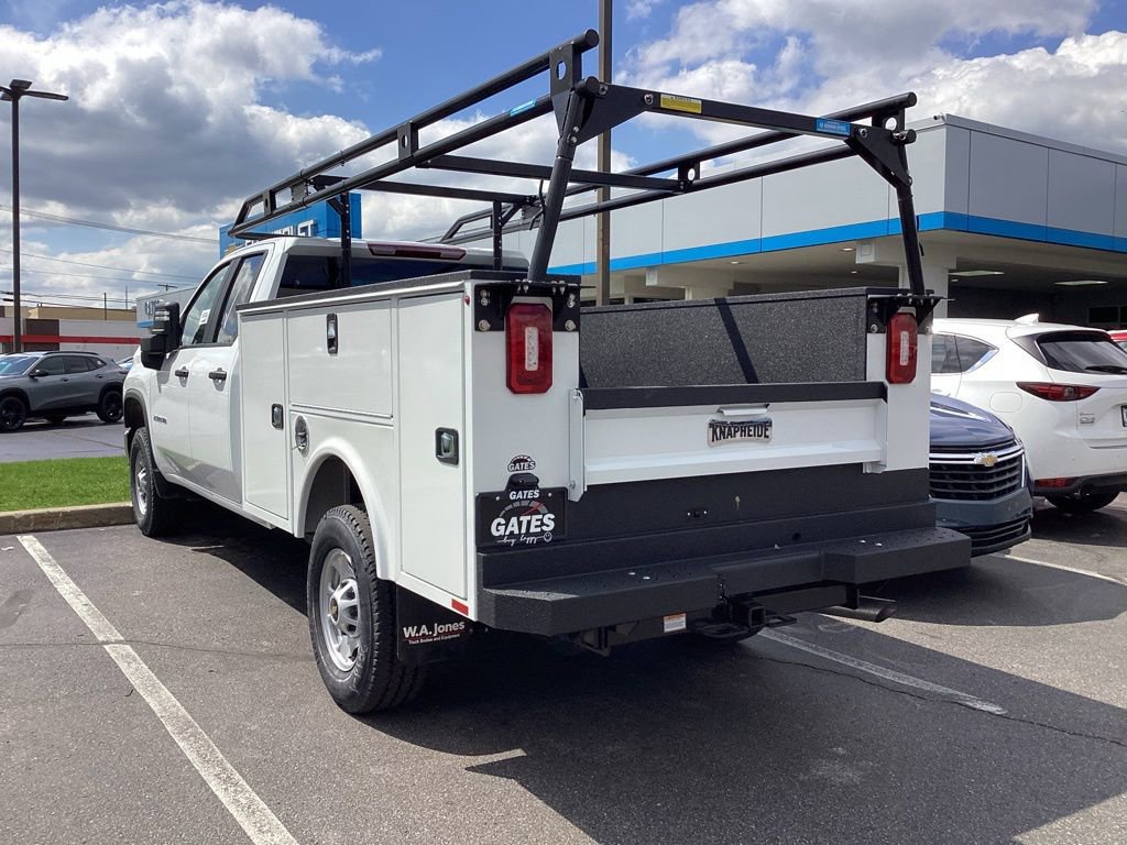 2025 Chevrolet Silverado 2500HD photo 3