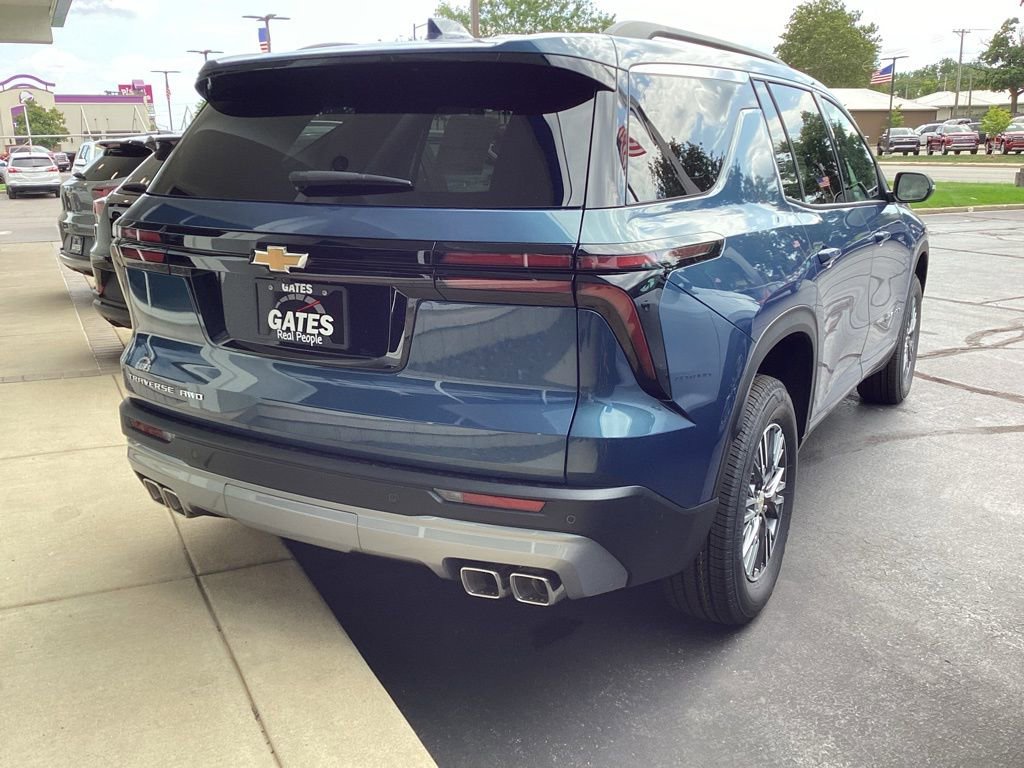 2026 Chevrolet Traverse photo 3