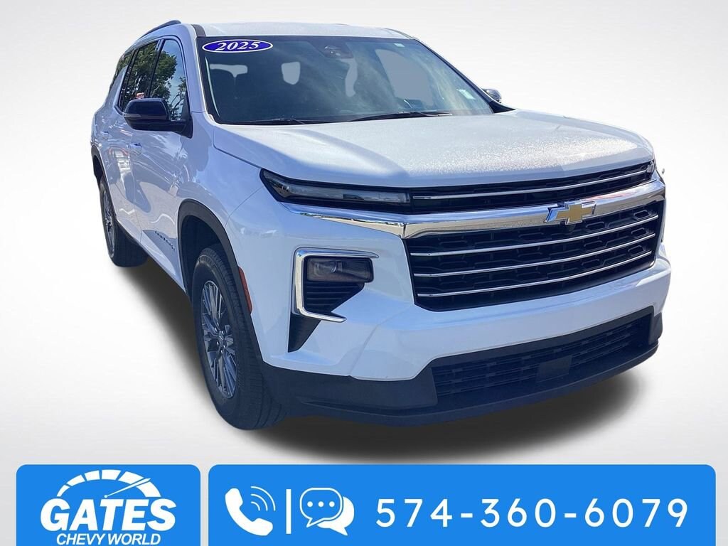 Used 2025 Chevrolet Traverse LT SUV