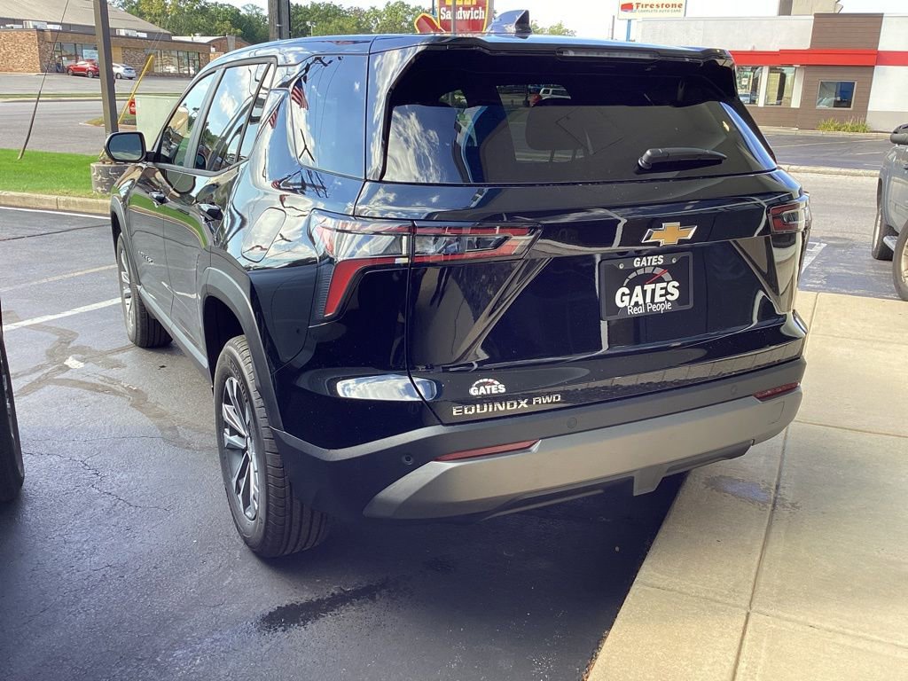 2026 Chevrolet Equinox LT photo 3