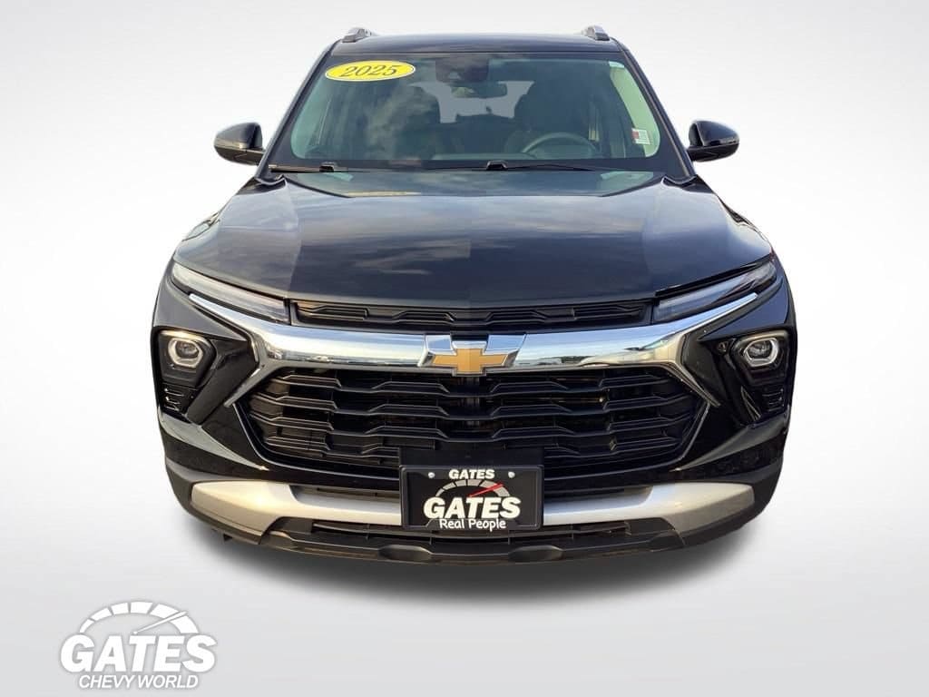 Used 2025 Chevrolet Trailblazer LT SUV