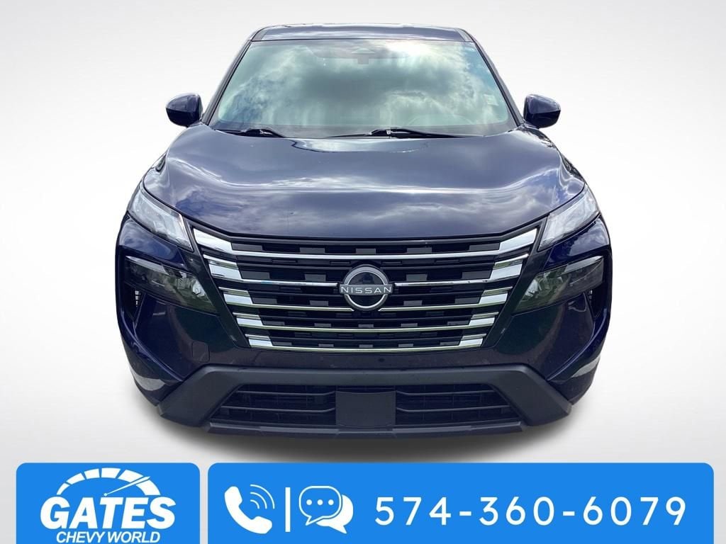 Used 2024 Nissan Rogue SV SUV