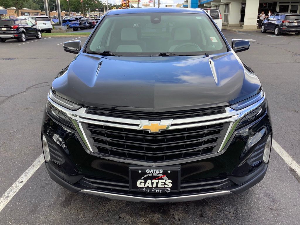 Used 2022 Chevrolet Equinox LT with VIN 3GNAXUEV7NL188402 for sale in Mishawaka, IN