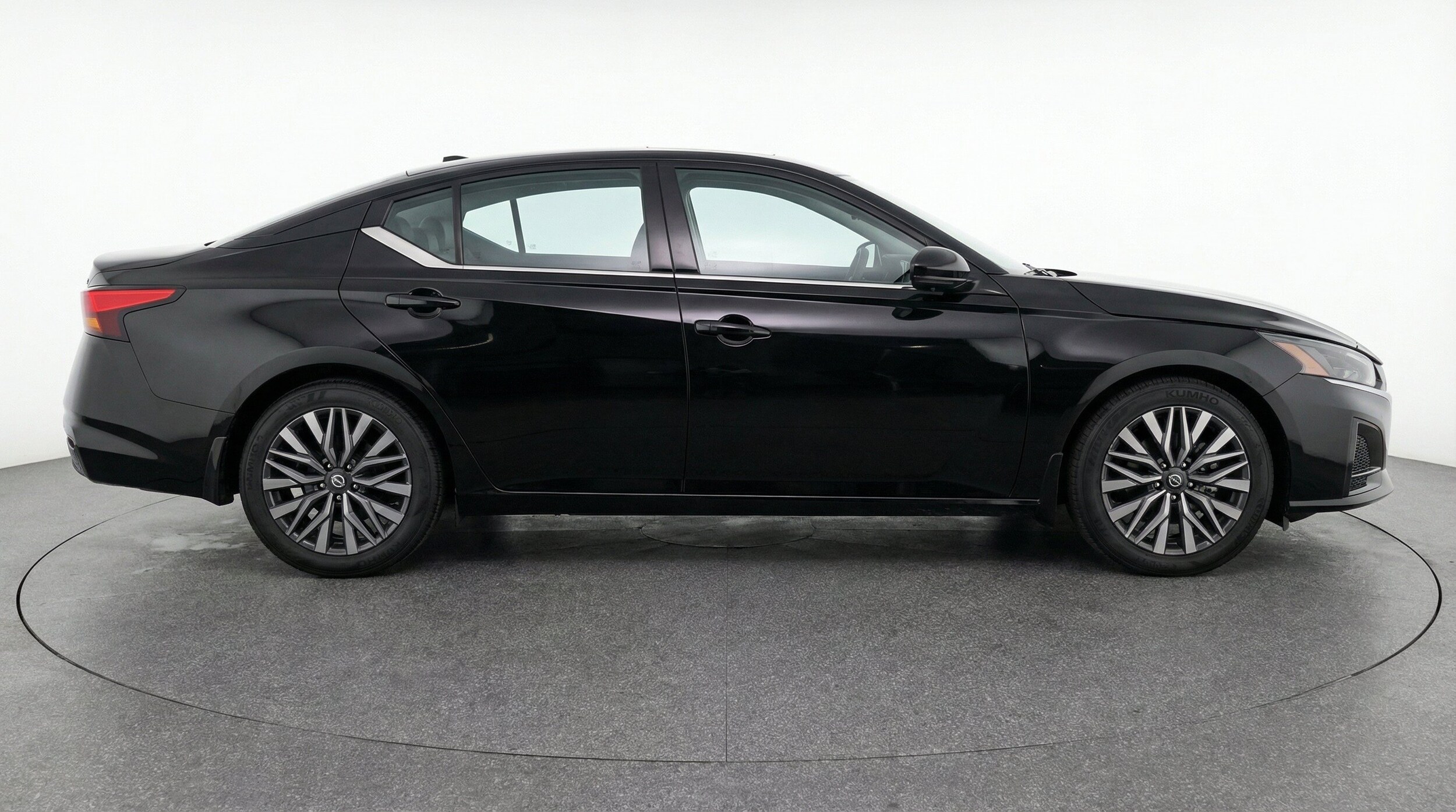 Thumbnail: 2025 Nissan Altima - 11