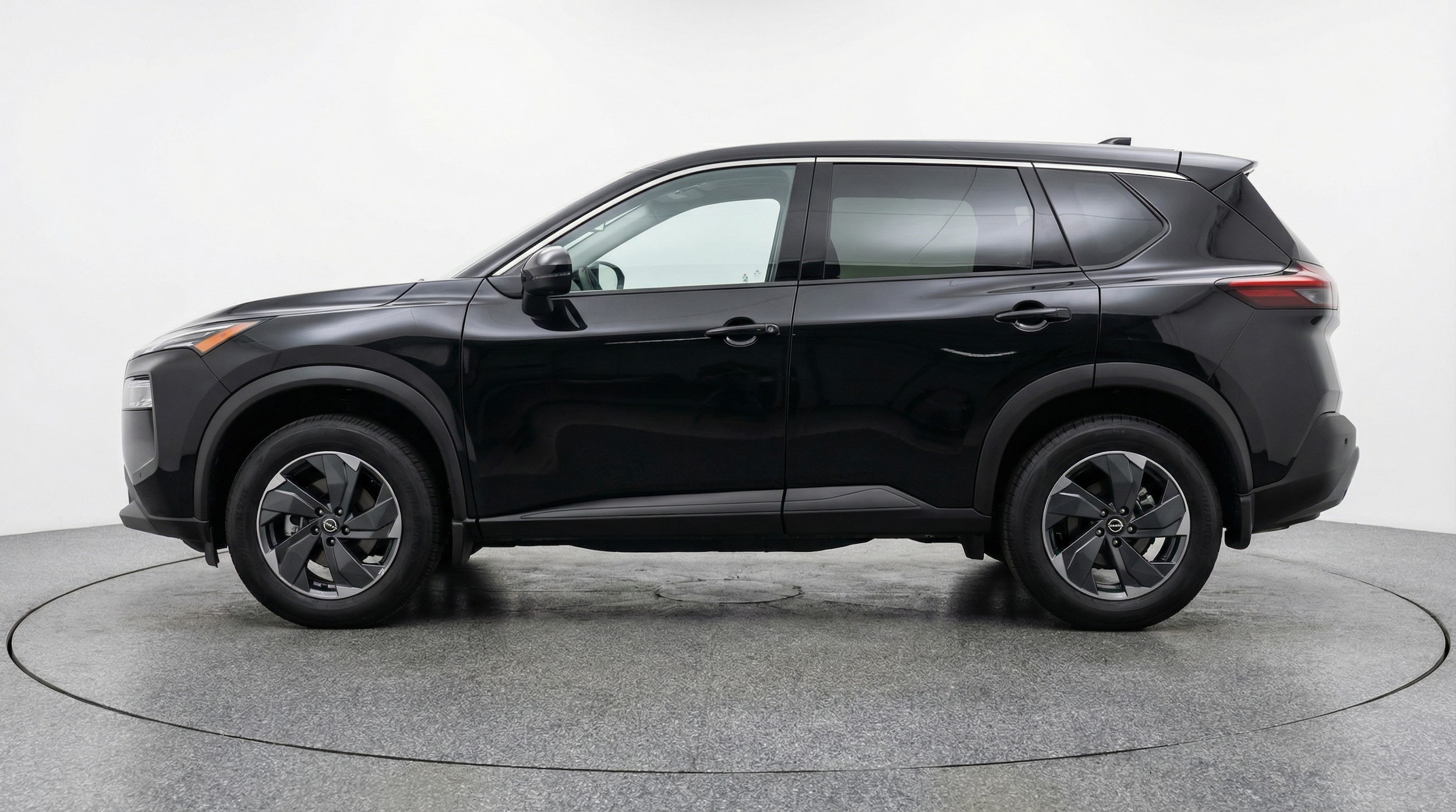 Thumbnail: 2025 Nissan Rogue - 4