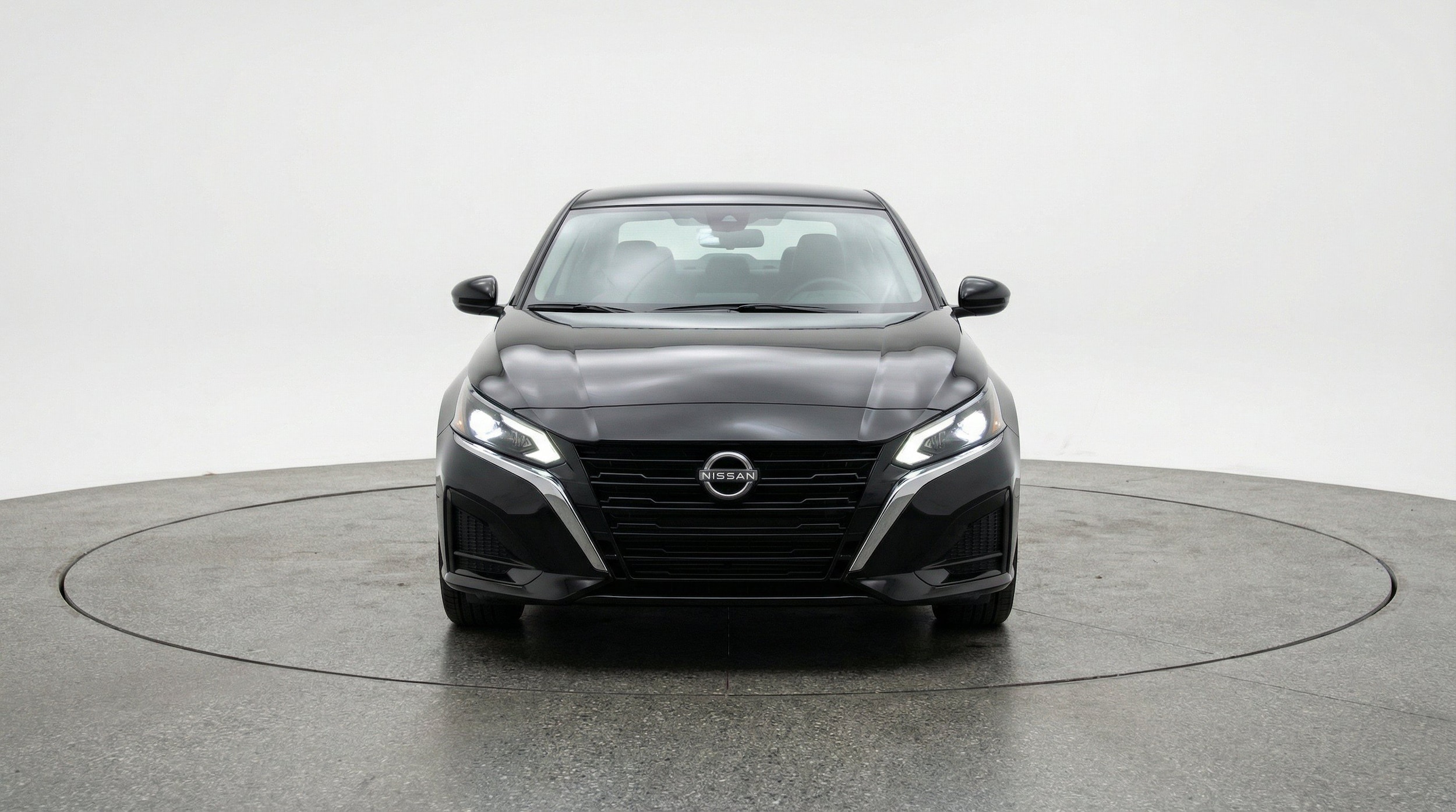 Thumbnail: 2025 Nissan Altima - 2