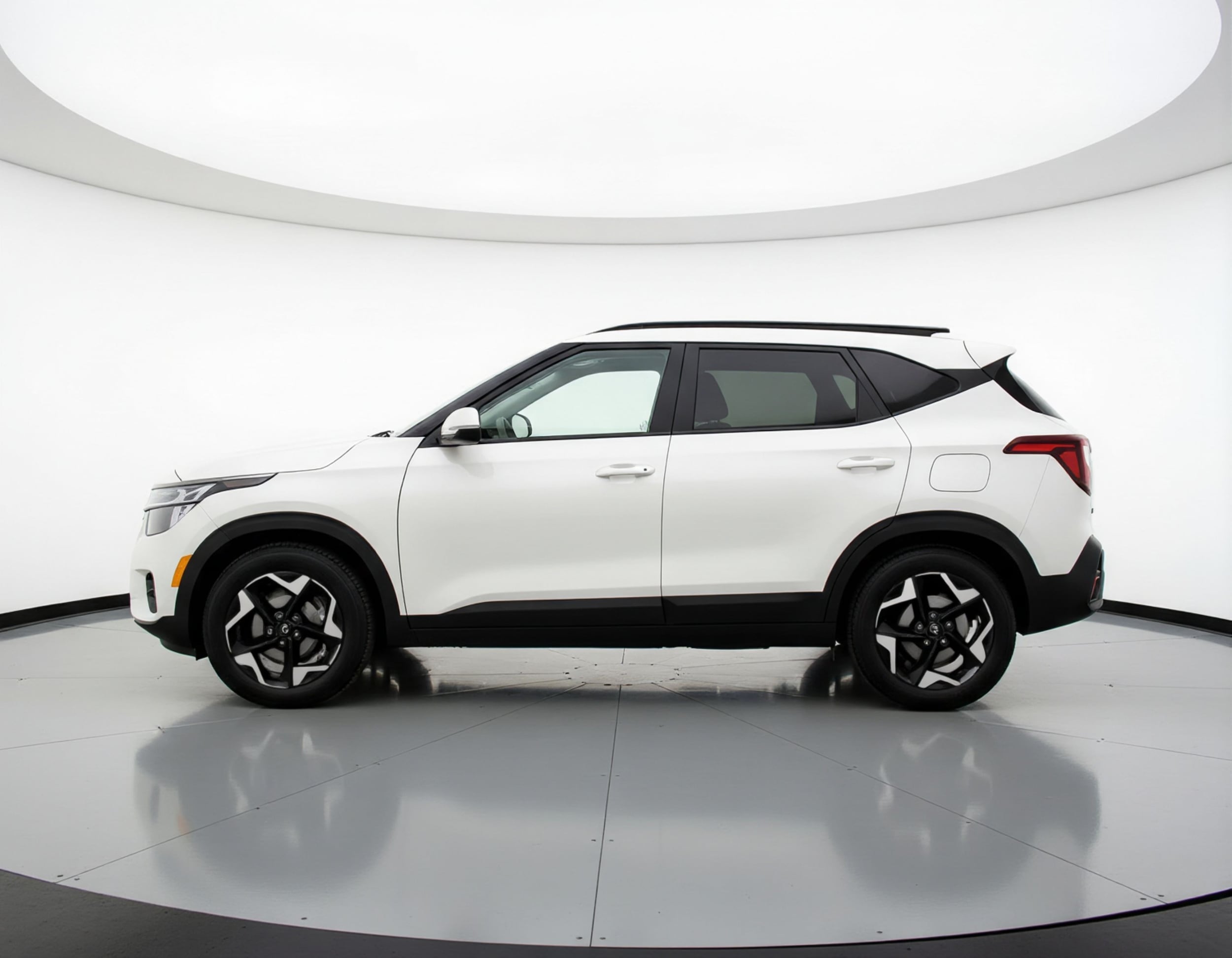 Thumbnail: 2025 Kia Seltos - 4