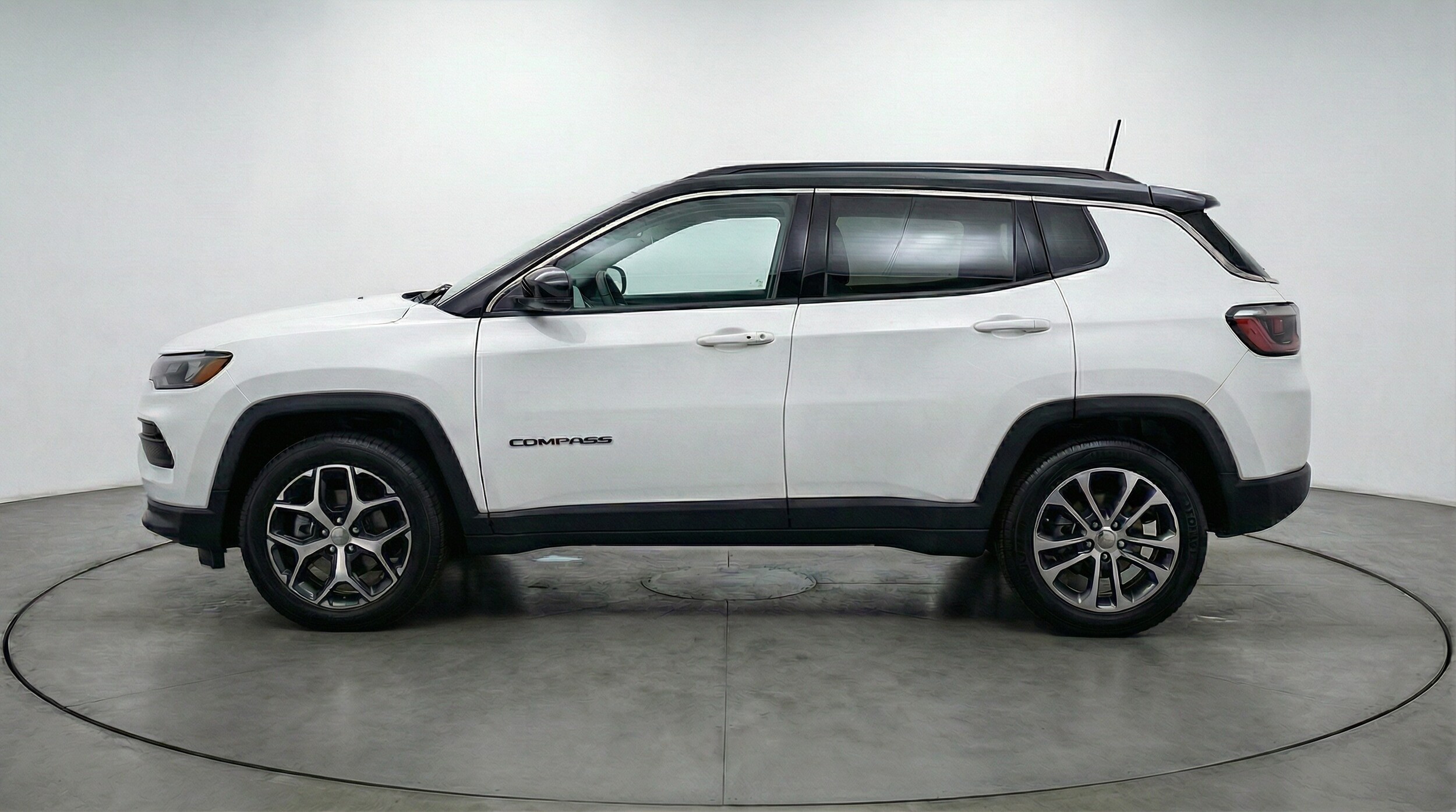 Thumbnail: 2025 Jeep Compass - 4