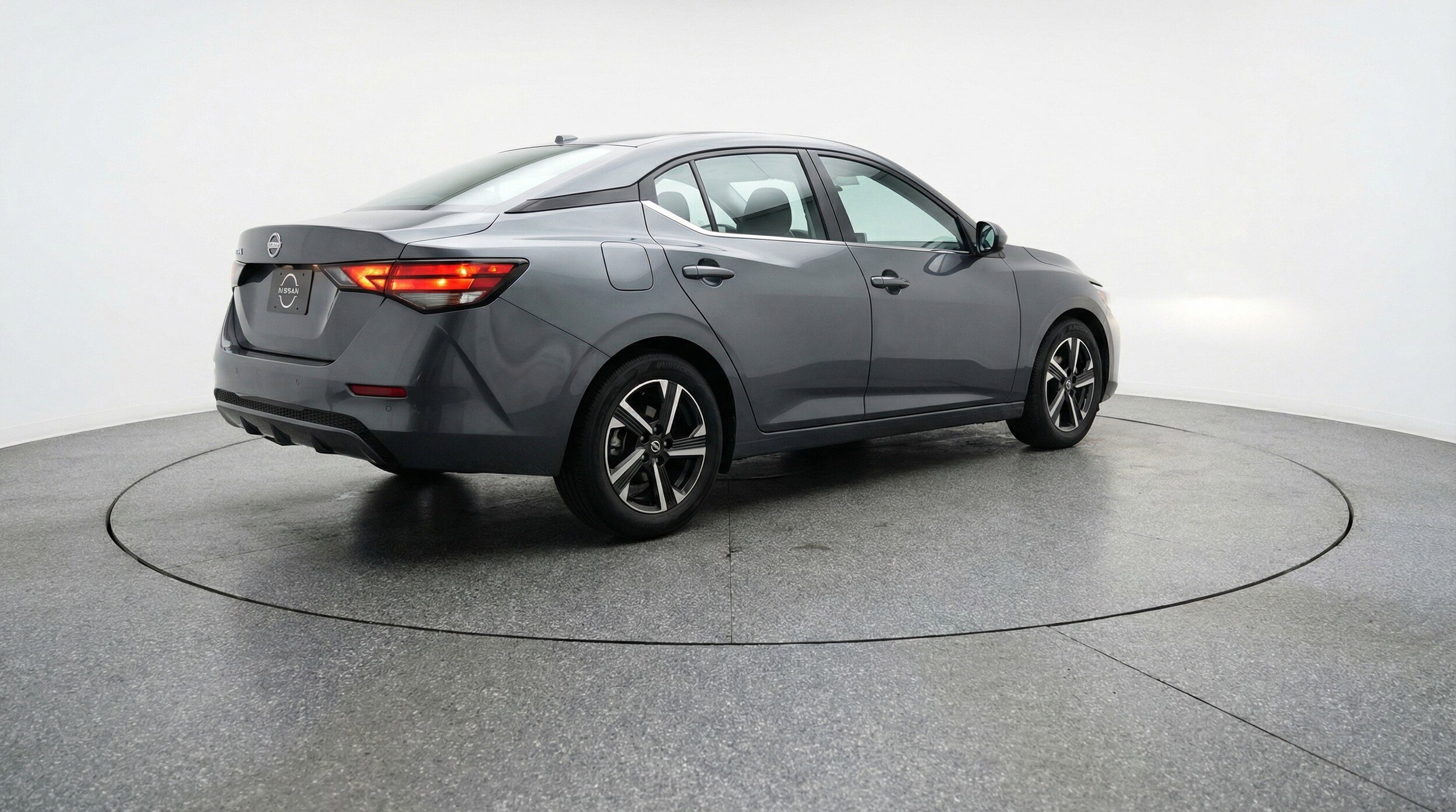 Thumbnail: 2025 Nissan Sentra - 9