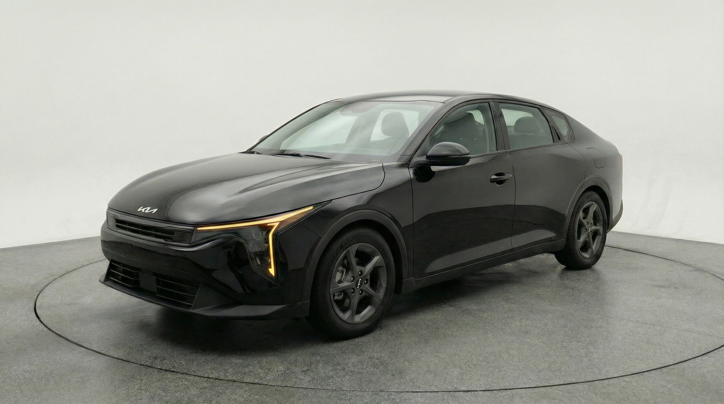 Thumbnail: 2025 Kia K4 - 3