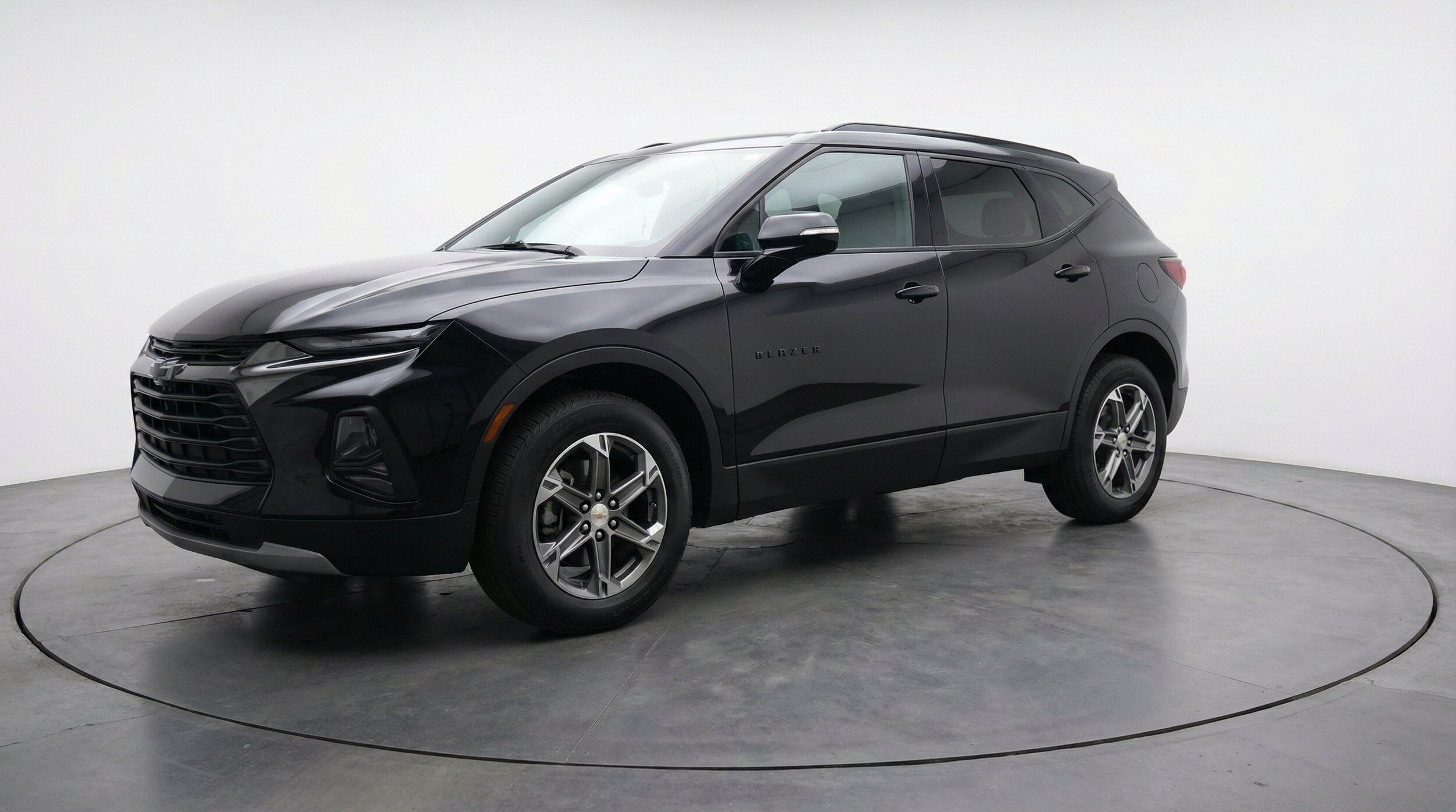 Thumbnail: 2026 Chevrolet Blazer - 3