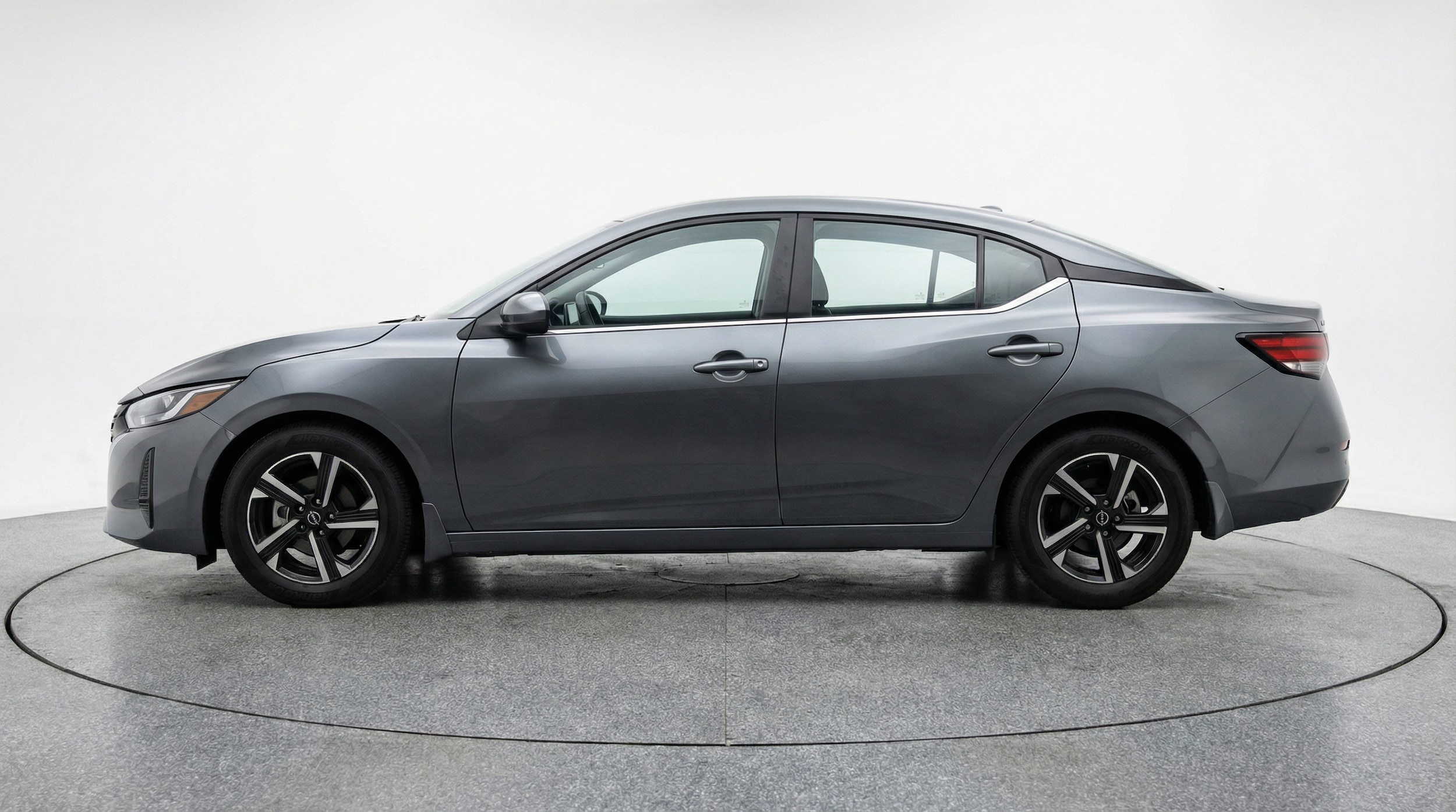 Thumbnail: 2025 Nissan Sentra - 4