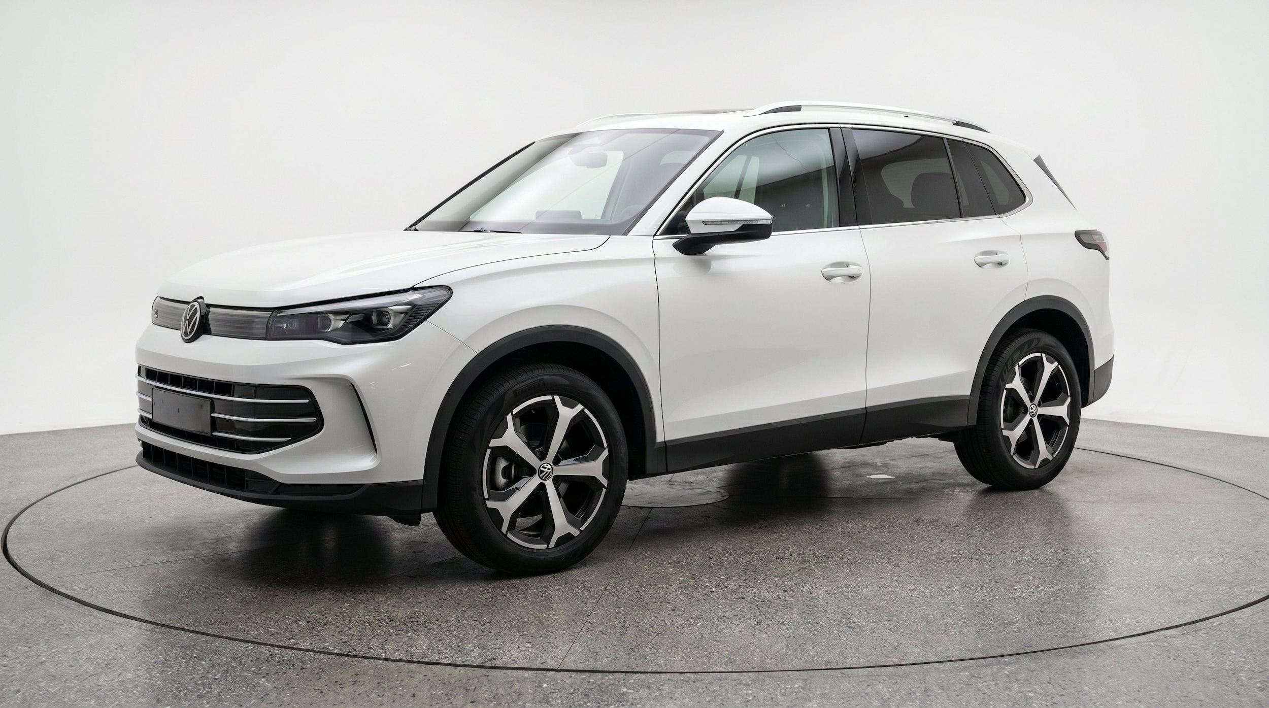 Thumbnail: 2026 Volkswagen Tiguan - 3