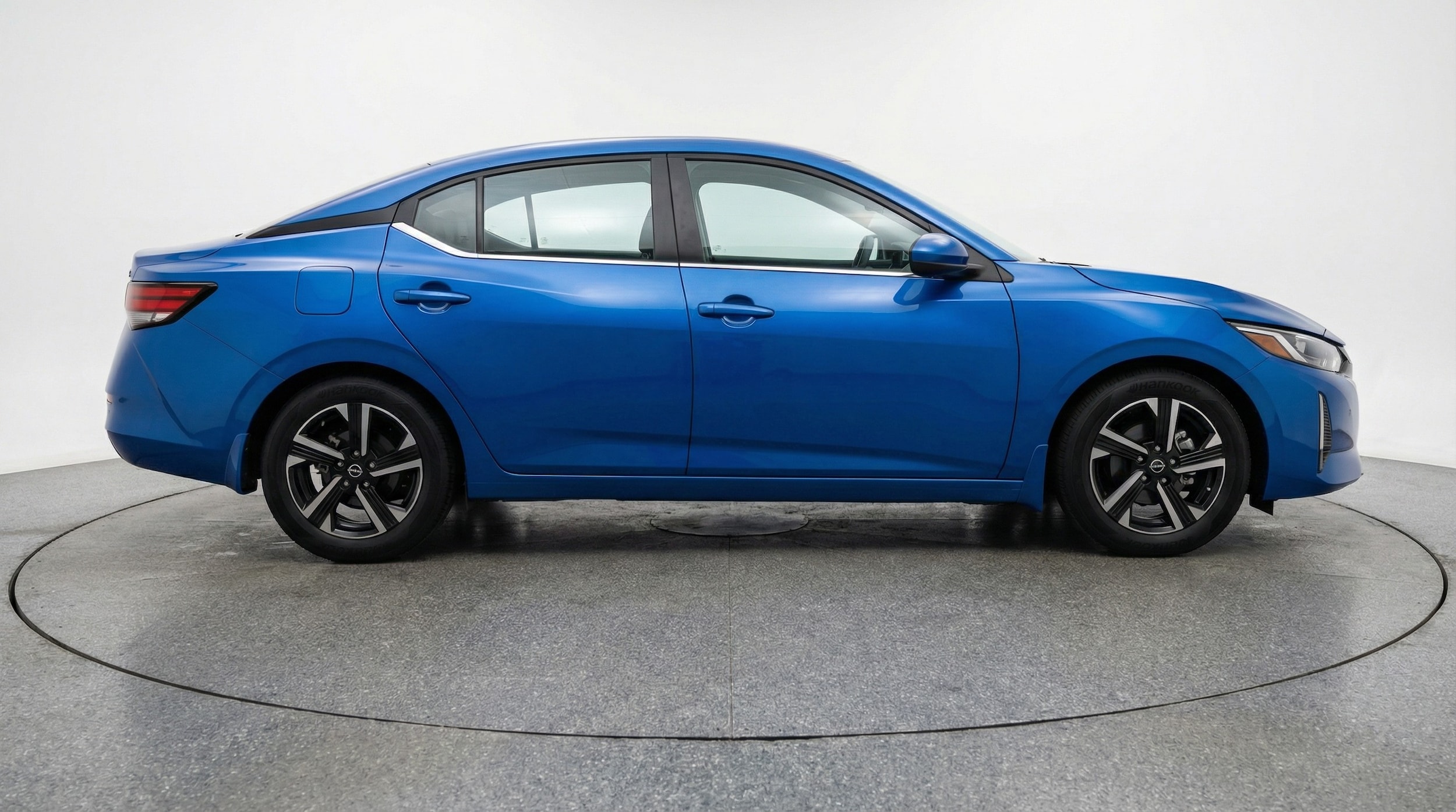 Thumbnail: 2025 Nissan Sentra - 8