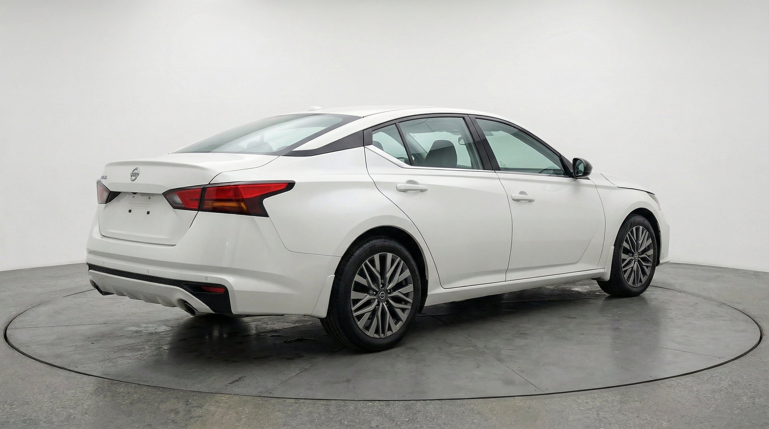 Thumbnail: 2026 Nissan Altima - 9