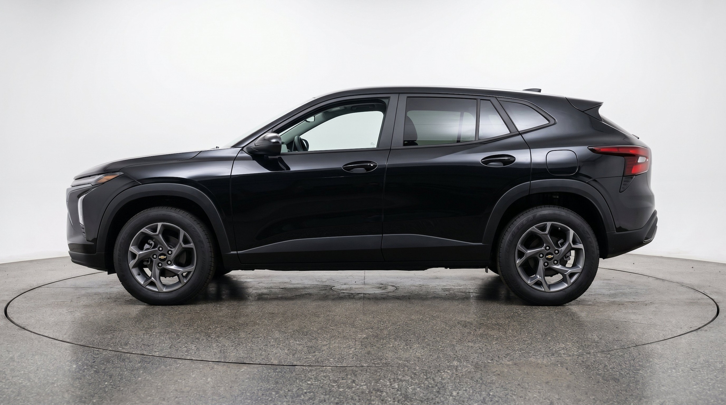 Thumbnail: 2025 Chevrolet Trax - 5