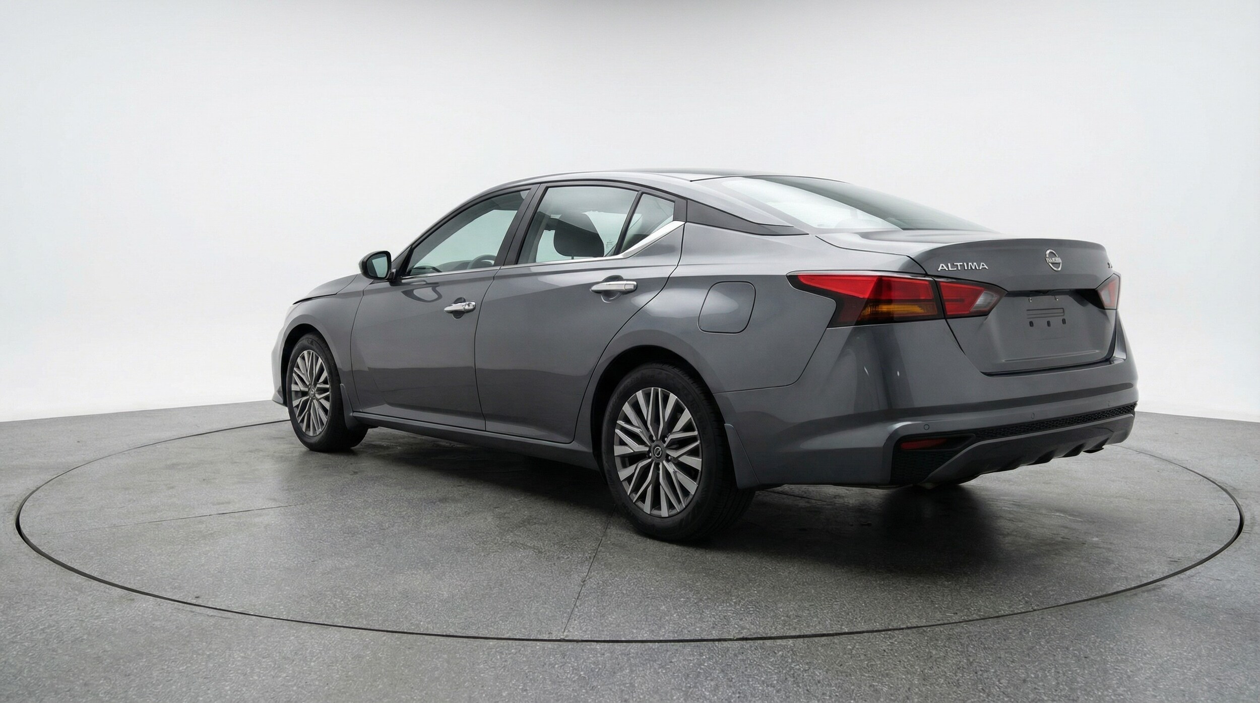 Thumbnail: 2025 Nissan Altima - 5