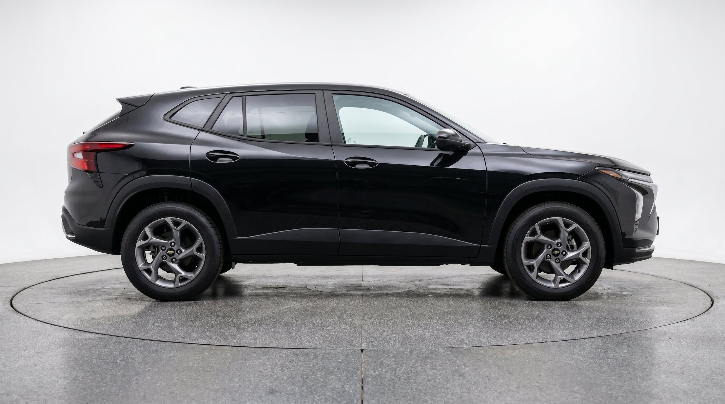 Thumbnail: 2025 Chevrolet Trax - 11