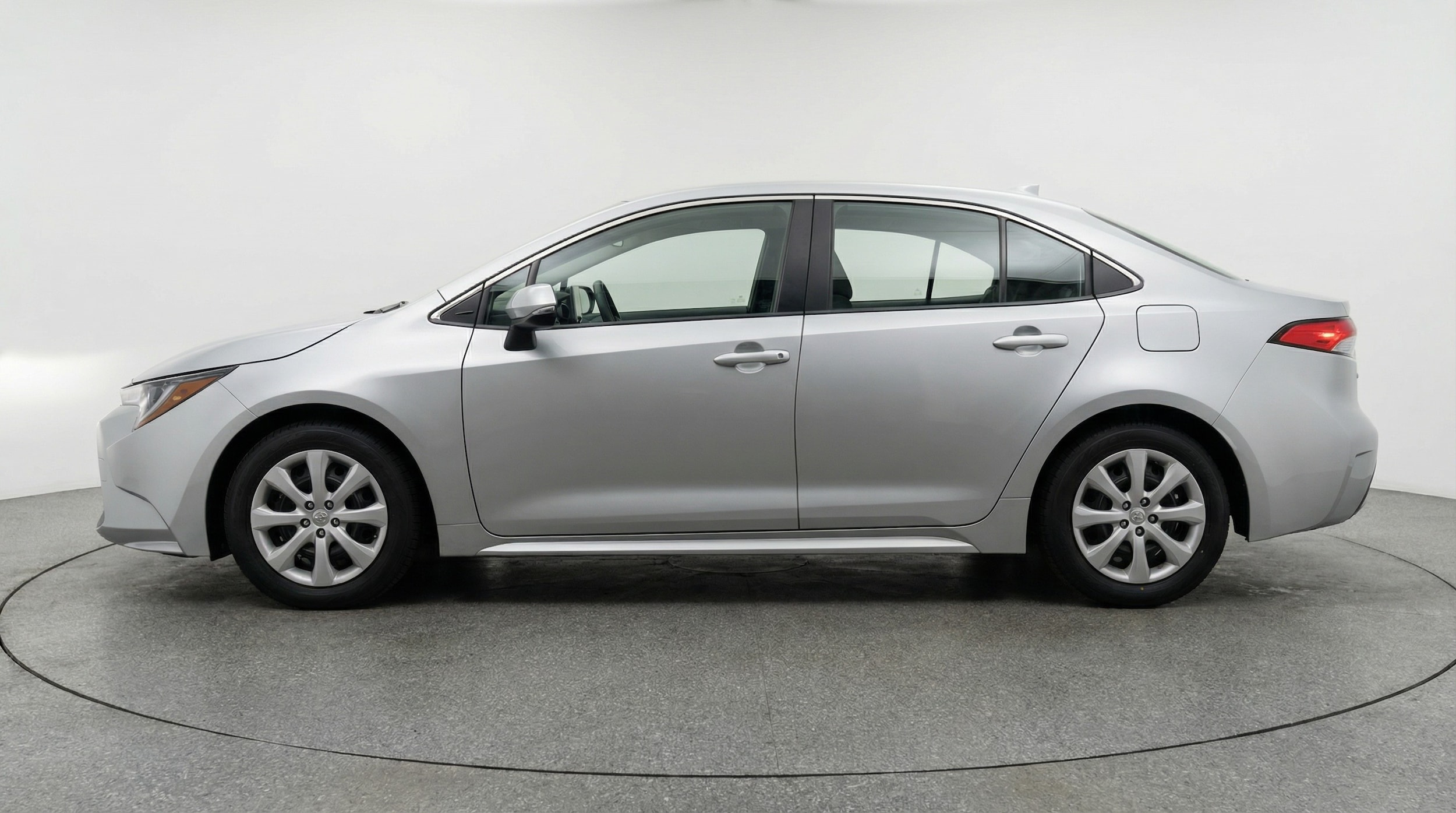 Thumbnail: 2025 Toyota Corolla - 4