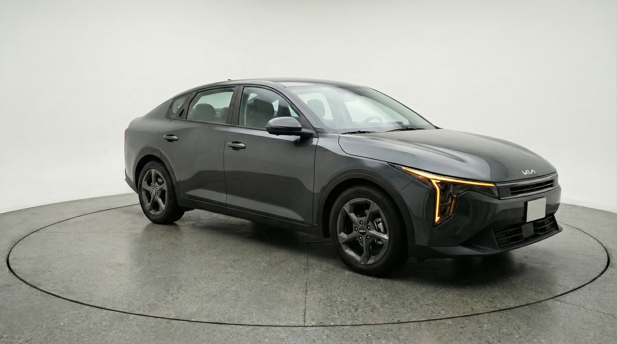Thumbnail: 2025 Kia K4 - 1