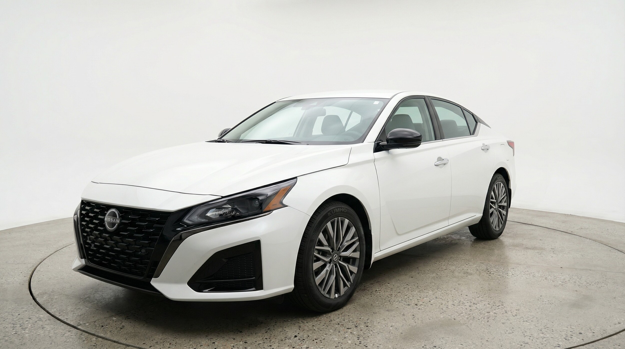 Thumbnail: 2025 Nissan Altima - 3