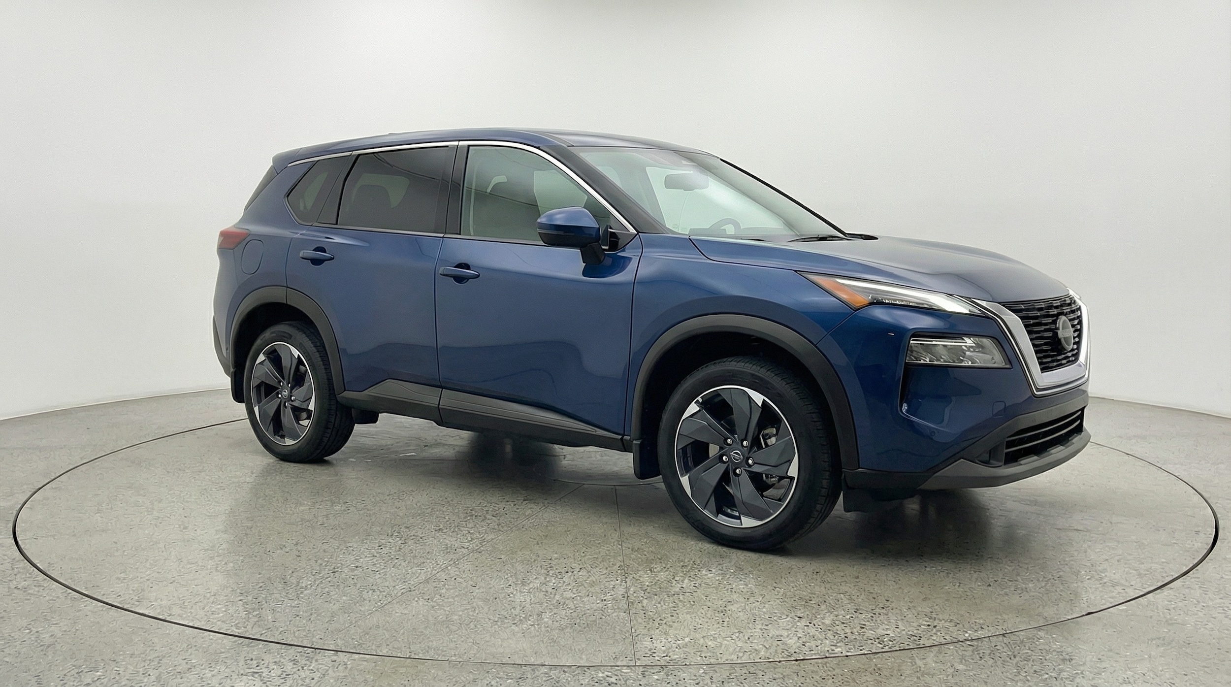 Thumbnail: 2025 Nissan Rogue - 1