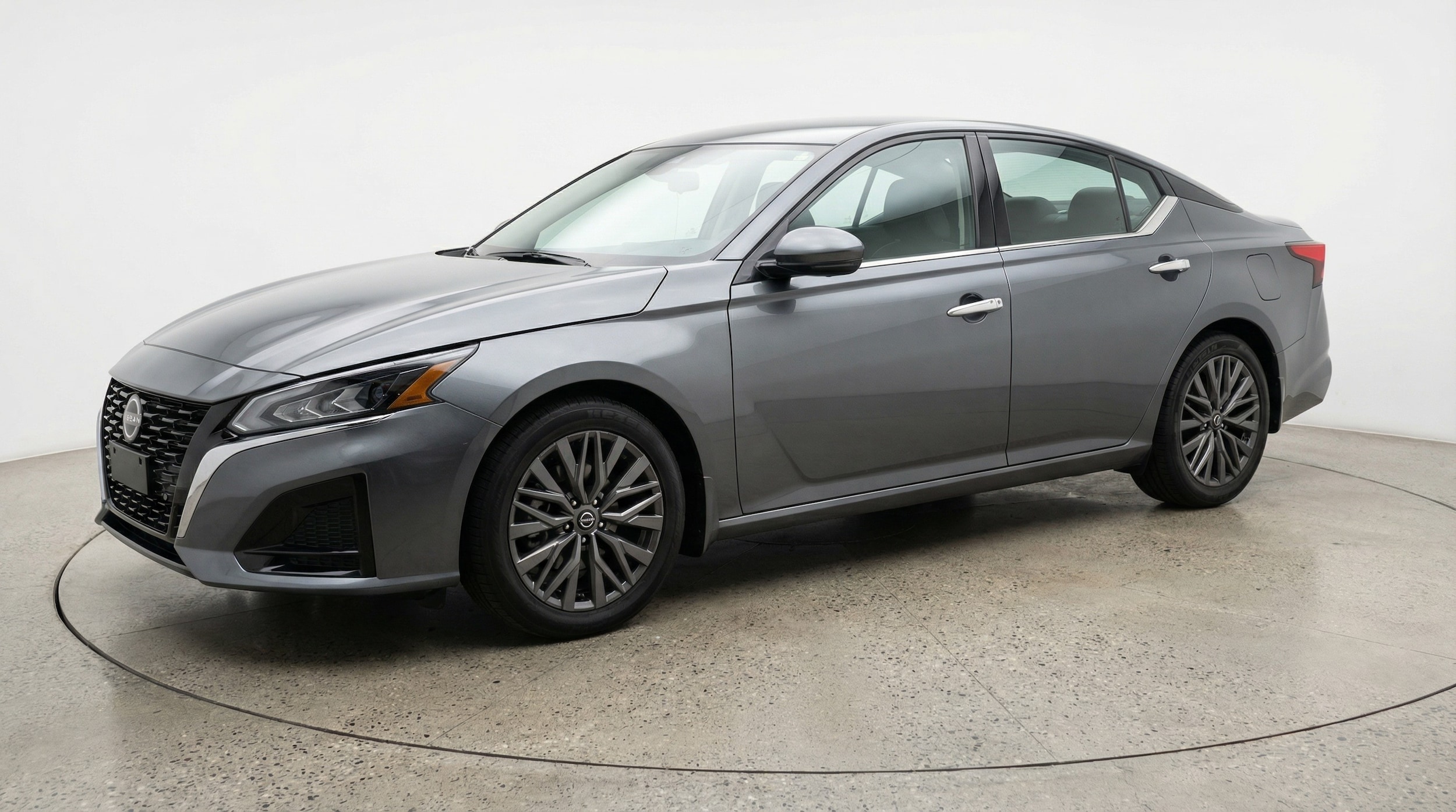 Thumbnail: 2025 Nissan Altima - 3